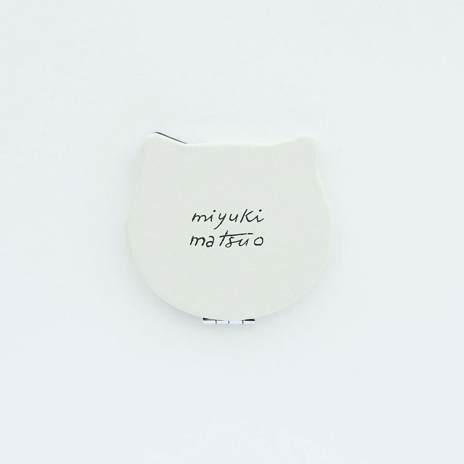 Compact Mirror Black & White Cat Face Shape