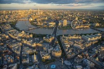 Jason Hawkes - London Evening Large - Regular Posters